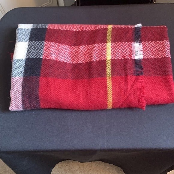 A&O 100% acrylic Red White Black Yellow Shawl Wrap Throw Plaid Print - Picture 4 of 8